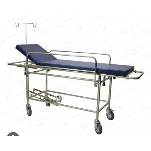 Patient Trolley with one oxygen holder & saline stand